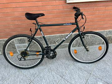 Biciletta Trek 800