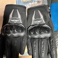 Guanti da moto suomy