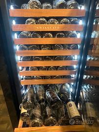 Collezione esclusiva di vini pregiati e champagne