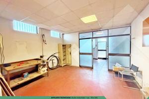 MAGAZZINO A RHO