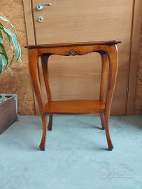 Tavolino '700 portalampada con filetto con ripiano