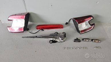 Megane 3 sport tourer Ricambi per portellone postr