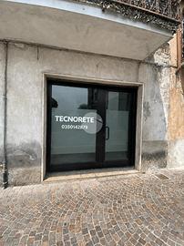 NEGOZIO A VERDELLINO