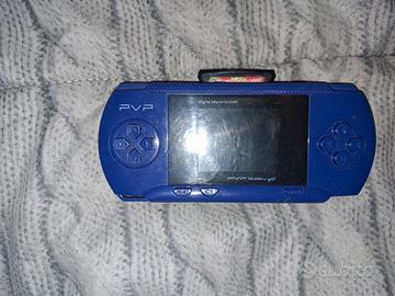 consolle portatile pvp Light 300 ben tenuta. funzi
