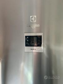 ELETTROLUX REX FRESH PLUS