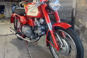 Aermacchi Harley Davidson 250 Ala verde 1961