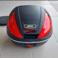 Bauletto Givi per scooter moto con piast. supporto