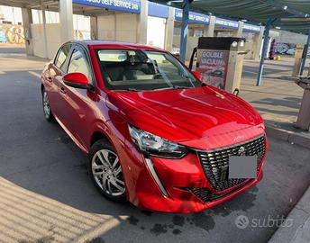 PEUGEOT 208 1.2 PURETECH neopatentati OK
