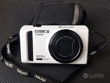 Casio Exilim EX-ZR300