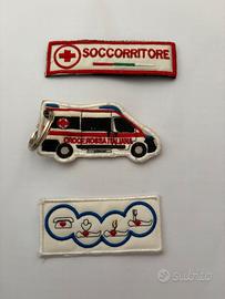 Croce rossa portachiavi e 2 patch