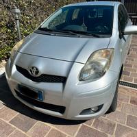 Yaris sol 2011 benzina