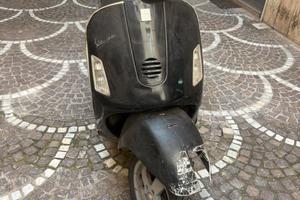 Vespa gts 200