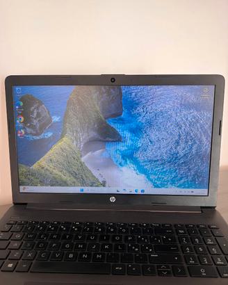 Computer portatile HP Notebook 250-G7 256GB SSD