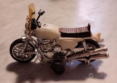 modellino vintage moto Honda 750 