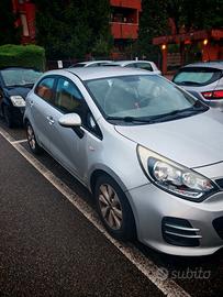 Auto Kia Rio Collection