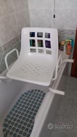 sedia girevole per vasca da bagno