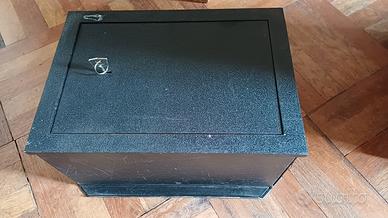 cassaforte da incasso 40x30,h21 circa