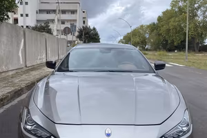 Maserati Ghibli 3000 V6 250cv