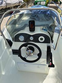Barca marca trimarchi 53S