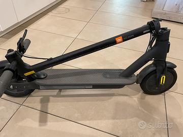 Monopattino mi scooter 2