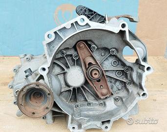 Cambio manuale 5 marce Volkswagen Polo cc.1.2 Benz
