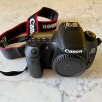 Fotocamera Canon EOS 60D con accessori