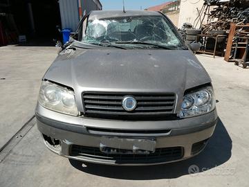 Ricambi usati per FIAT PUNTO 1.3 M-JET 2005