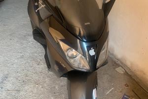 Aprilia atlantic 500