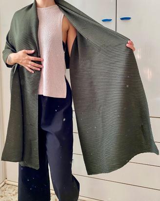 Mantella coprispalle verdone in maglia a coste