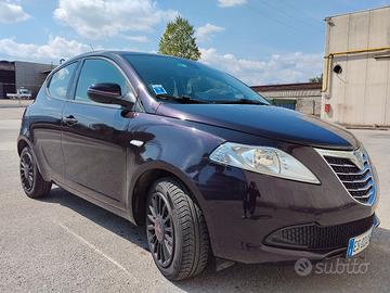 Lancia Ypsilon Elefantino 1.2 GPL - 2013