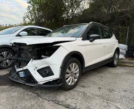 Seat Arona 1.0 EcoTSI XCELLENCE INCIDENTATA