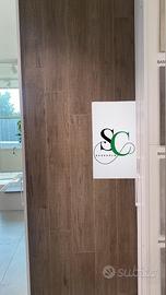 Piastrelle in gres porcellanato effetto legno