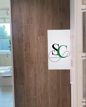 Piastrelle in gres porcellanato effetto legno