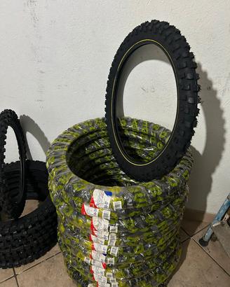 gomme tacchettate 17 e stradali 16 e 17