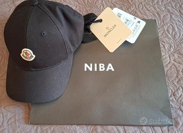 Cappello MONCLER ORIGINALE unisex con cartellino