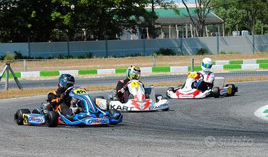 Coaching kart in pista