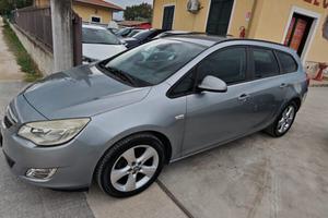 Opel Astra 1.4 100CV Sports Tourer Elective benzin