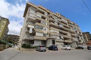 2 LOCALI A PALERMO