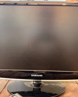 Tv monitor Samsung 23”