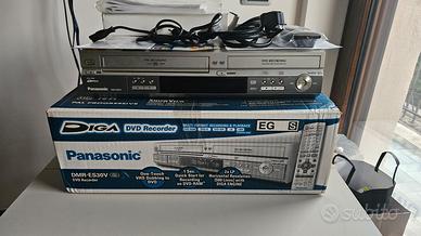 Panasonic DMR-ES30V DVD e VHS Combo Box e accessor
