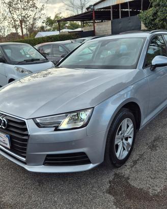 Audi A4 2.0 TDI 150 CV ultra Business