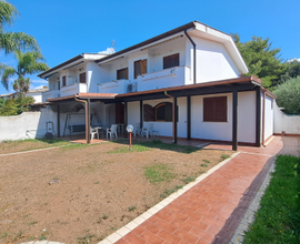 Villetta 90 mq + quota piscinia Consorzio Sabaudia