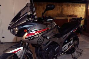 Yamaha TDM900 inniezione 2002 Gommata nuova 