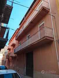 Palazzina a Partinico vicino al centro