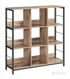 libreria color legno e nera stile industrial 