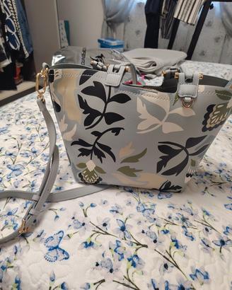 borsa e portafoglio Carpisa nuovissimi
