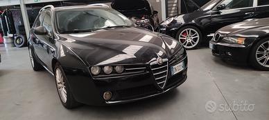 Alfa Romeo 159 1.9 JTDm 16V Sportwagon Exclusive