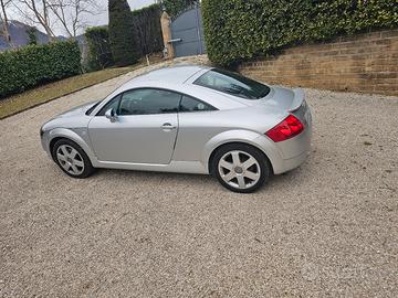 Audi TT Coupe 1.8T 180 KW Tg. Oro ASI 81956 km 