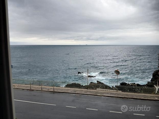 Nervi tre finestre sul mare