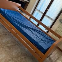 Letto elettrico da degenza